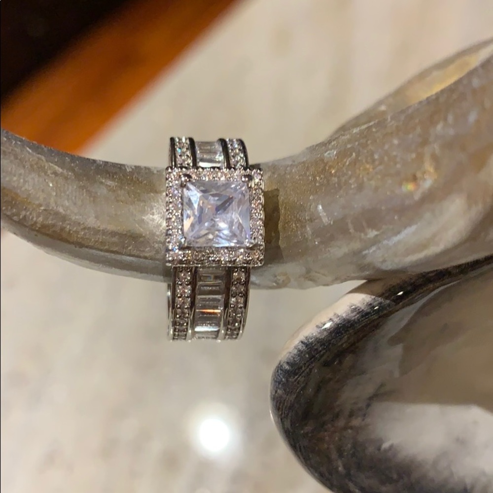 White Sapphire Sterling Silver Ring - Picture 2 of 8